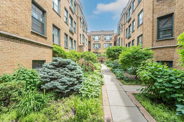 7025.5 N Sheridan Road G, Chicago, IL 60626