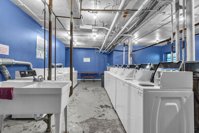 7025.5 N Sheridan Road G, Chicago, IL 60626