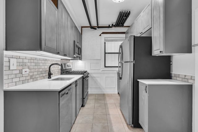 7025.5 N Sheridan Road G, Chicago, IL 60626