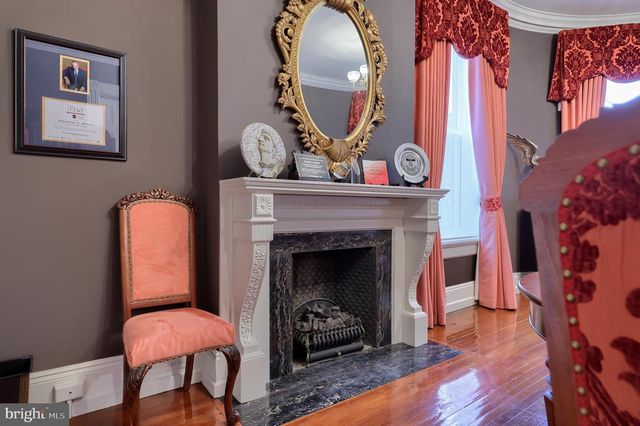 4 S 4TH ST, Lebanon, PA 17042
