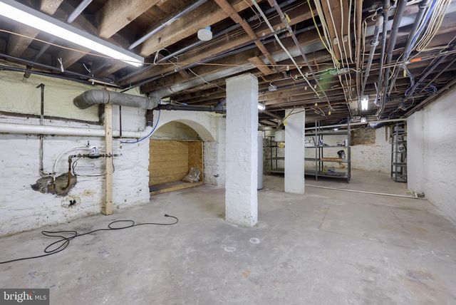 4 S 4TH ST, Lebanon, PA 17042