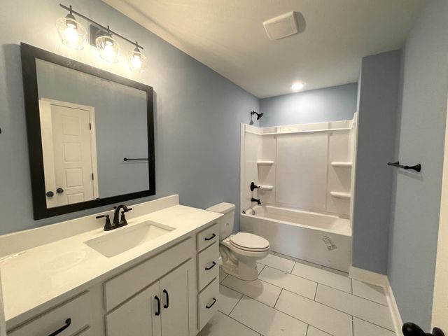 713 Eva Agnes Avenue, Clarksville, TN 37042