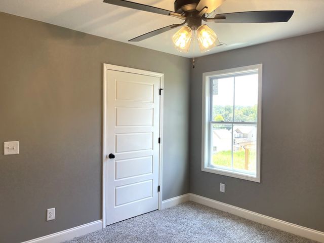 713 Eva Agnes Avenue, Clarksville, TN 37042