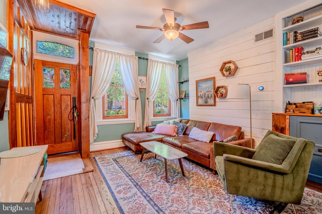 884 N STILLMAN ST, PHILADELPHIA, PA 19130 — photo 2