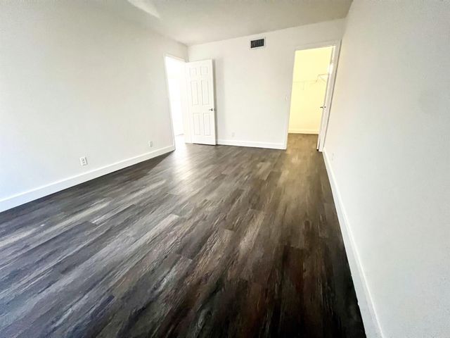 606 SW 1st Street, Boynton Beach, FL 33435