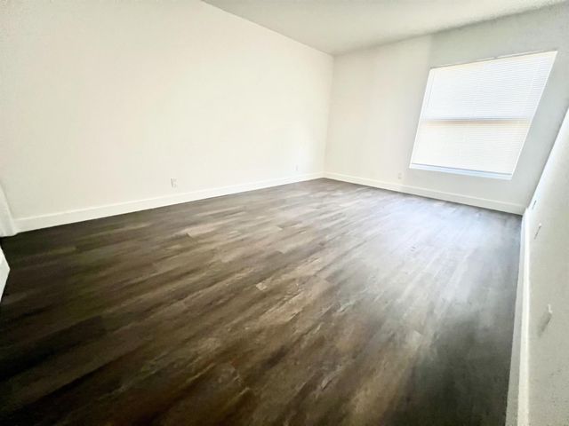 606 SW 1st Street, Boynton Beach, FL 33435