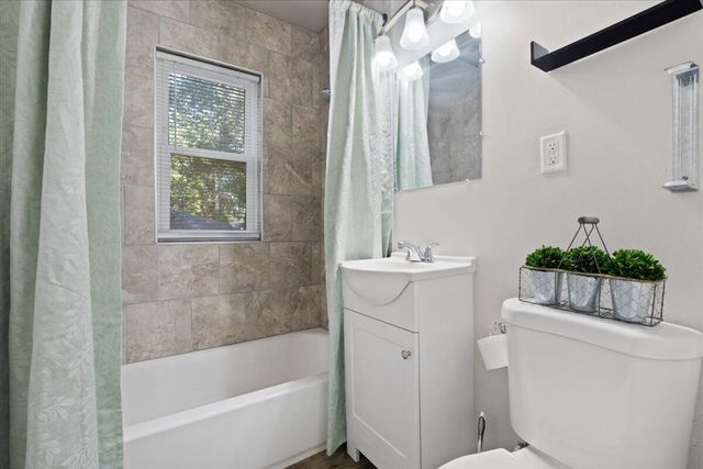 3642 Buchanan Street, Gary, IN 46408