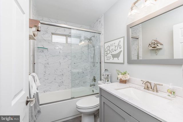 32 COTHERSTONE DR, Southampton, NJ 08088