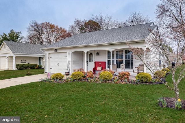 32 COTHERSTONE DR, Southampton, NJ 08088