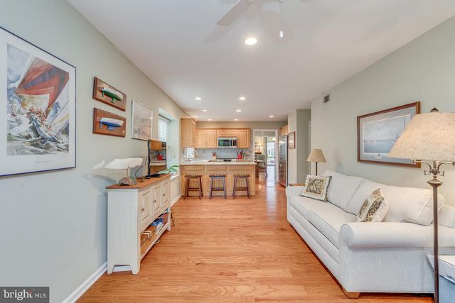 32 COTHERSTONE DR, Southampton, NJ 08088