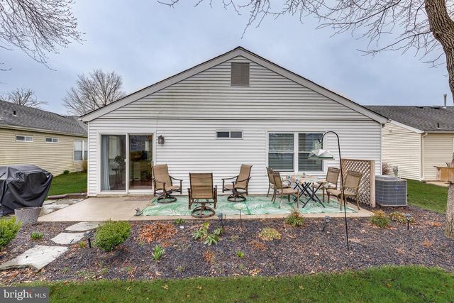 32 COTHERSTONE DR, Southampton, NJ 08088