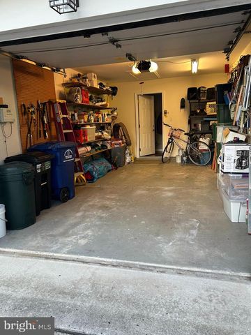 32 COTHERSTONE DR, Southampton, NJ 08088