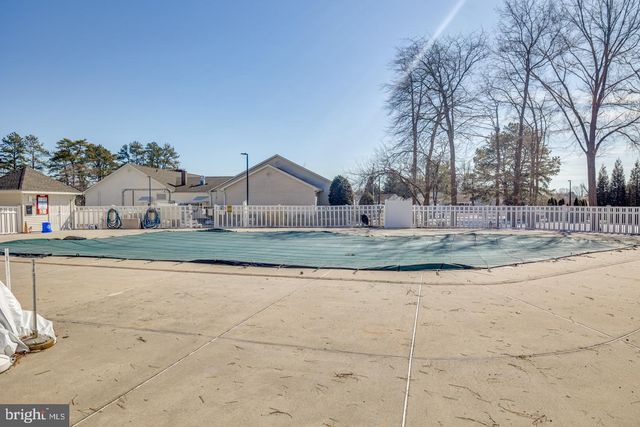 32 COTHERSTONE DR, Southampton, NJ 08088