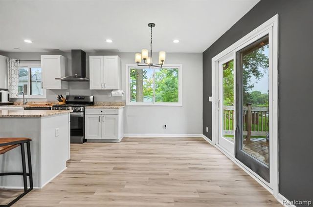 4105 Crocus Road, Waterford, MI 48328