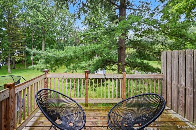 4105 Crocus Road, Waterford, MI 48328