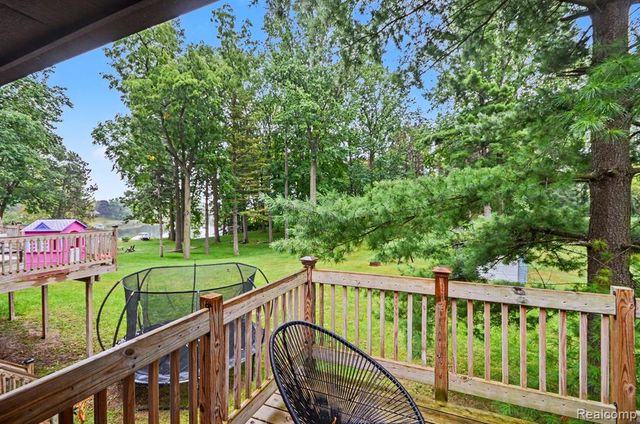 4105 Crocus Road, Waterford, MI 48328