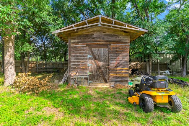 2429 County Road 427a, Cleburne, TX 76031