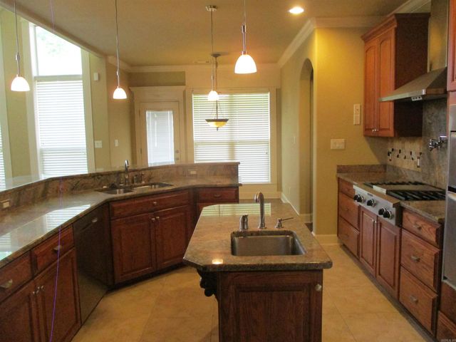 129 Silver Springs Drive, Benton, AR 72015