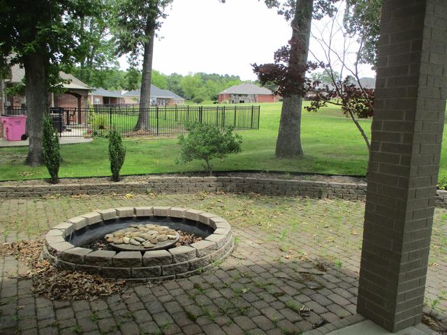 129 Silver Springs Drive, Benton, AR 72015