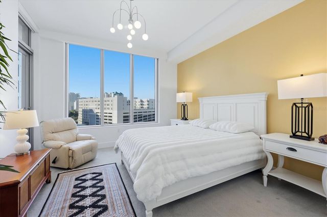 111 S PINEAPPLE AVENUE 811, Sarasota, FL 34236