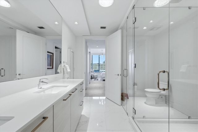 111 S PINEAPPLE AVENUE 811, Sarasota, FL 34236