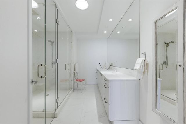 111 S PINEAPPLE AVENUE 811, Sarasota, FL 34236