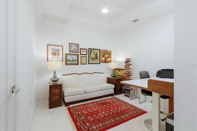 111 S PINEAPPLE AVENUE 811, Sarasota, FL 34236