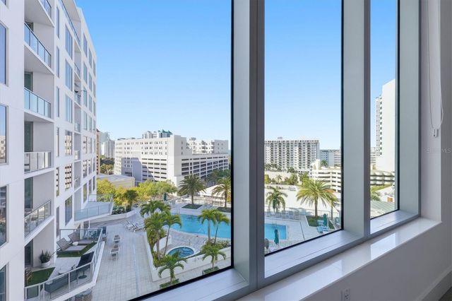 111 S PINEAPPLE AVENUE 811, Sarasota, FL 34236