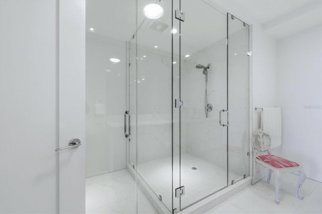 111 S PINEAPPLE AVENUE 811, Sarasota, FL 34236