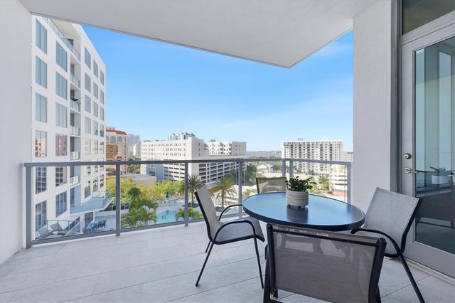 111 S PINEAPPLE AVENUE 811, Sarasota, FL 34236