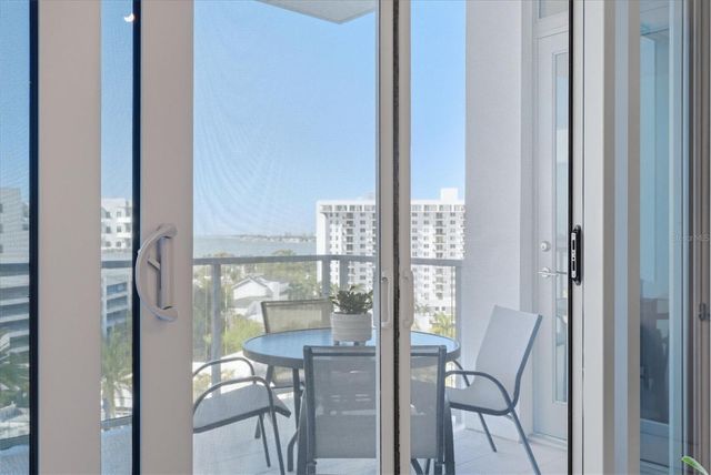 111 S PINEAPPLE AVENUE 811, Sarasota, FL 34236