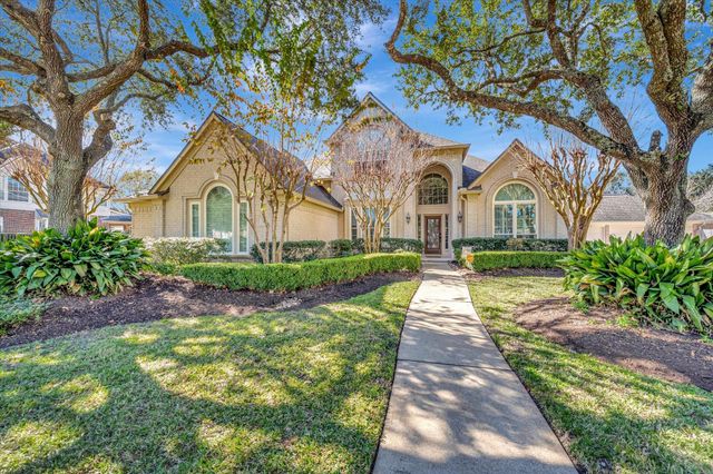 3923 Diamond Grove Court, Houston, TX 77059