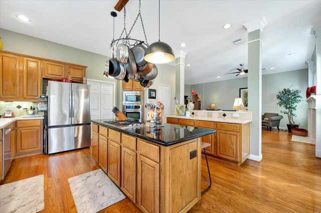 3923 Diamond Grove Court, Houston, TX 77059