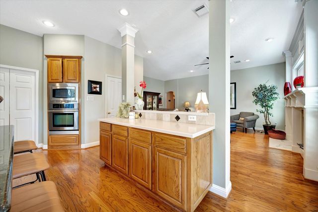 3923 Diamond Grove Court, Houston, TX 77059