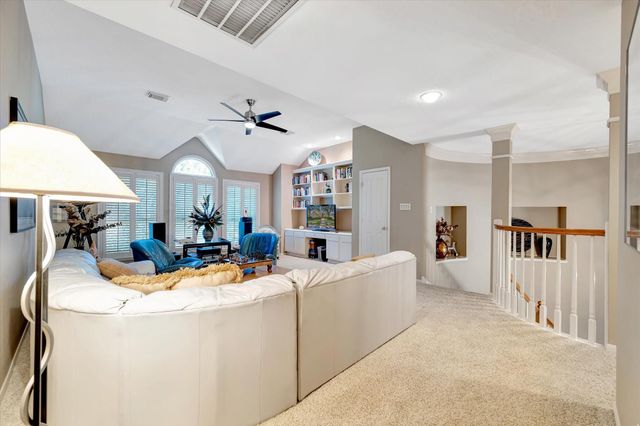 3923 Diamond Grove Court, Houston, TX 77059