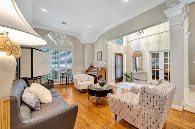 3923 Diamond Grove Court, Houston, TX 77059