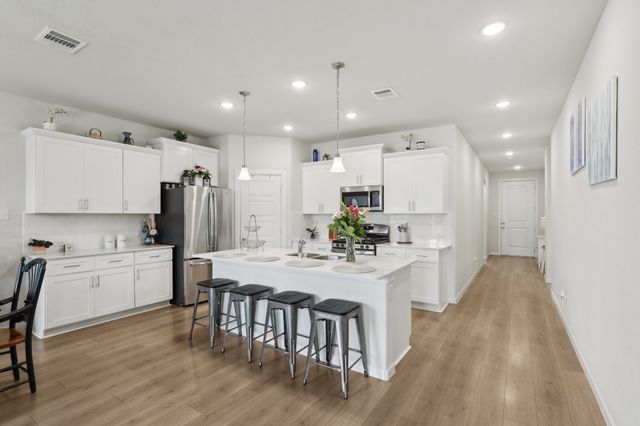 608 Cherry Hills Road, Red Oak, TX 75154