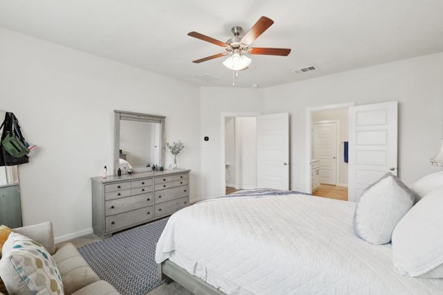 608 Cherry Hills Road, Red Oak, TX 75154