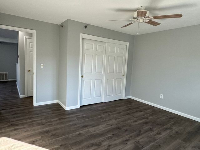 74 Tennis Plaza Rd 31, Dracut, MA 01826