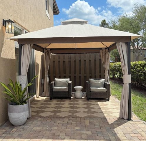 6956 Julia Gardens Drive, Coconut Creek, FL 33073