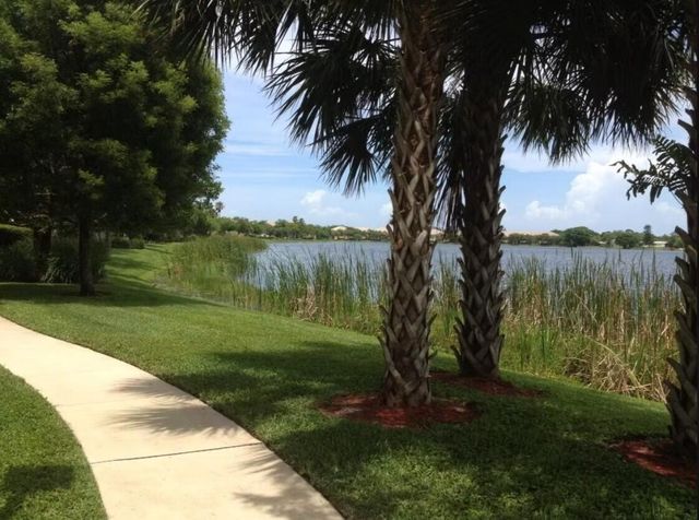 6956 Julia Gardens Drive, Coconut Creek, FL 33073