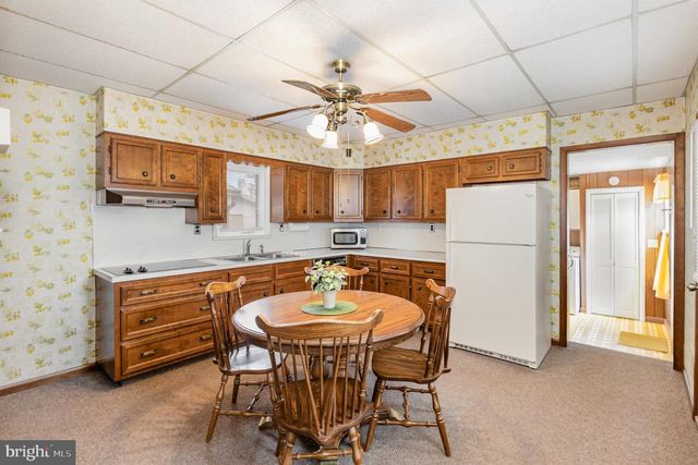 134 N RAILROAD ST, Annville, PA 17003