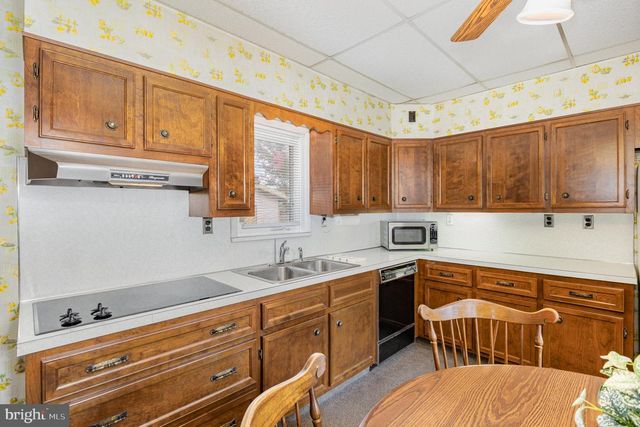 134 N RAILROAD ST, Annville, PA 17003
