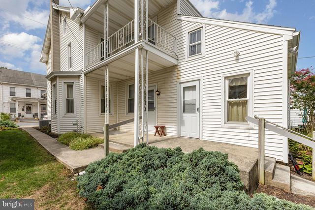 134 N RAILROAD ST, Annville, PA 17003