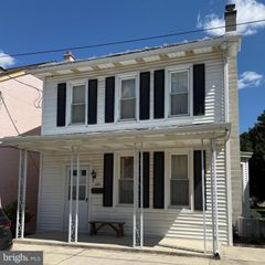 134 N RAILROAD ST, Annville, PA 17003