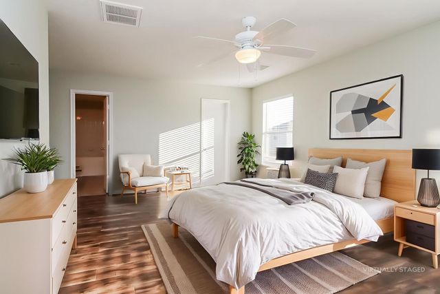 12919 Belmont Legend Court, Houston, TX 77047