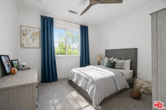 11813 Woodbine Street, Los Angeles, CA 90066