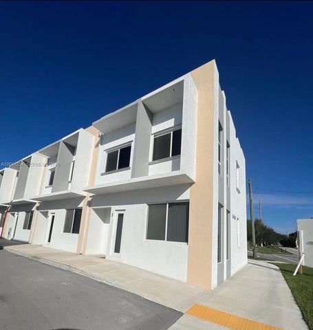 24600 SW 129th Avenue 3, Homestead, FL 33032