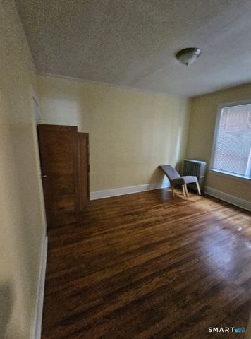 27 Orange Street, Hartford, CT 06106