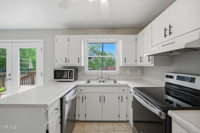 316 Clark Place, Blountville, TN 37617